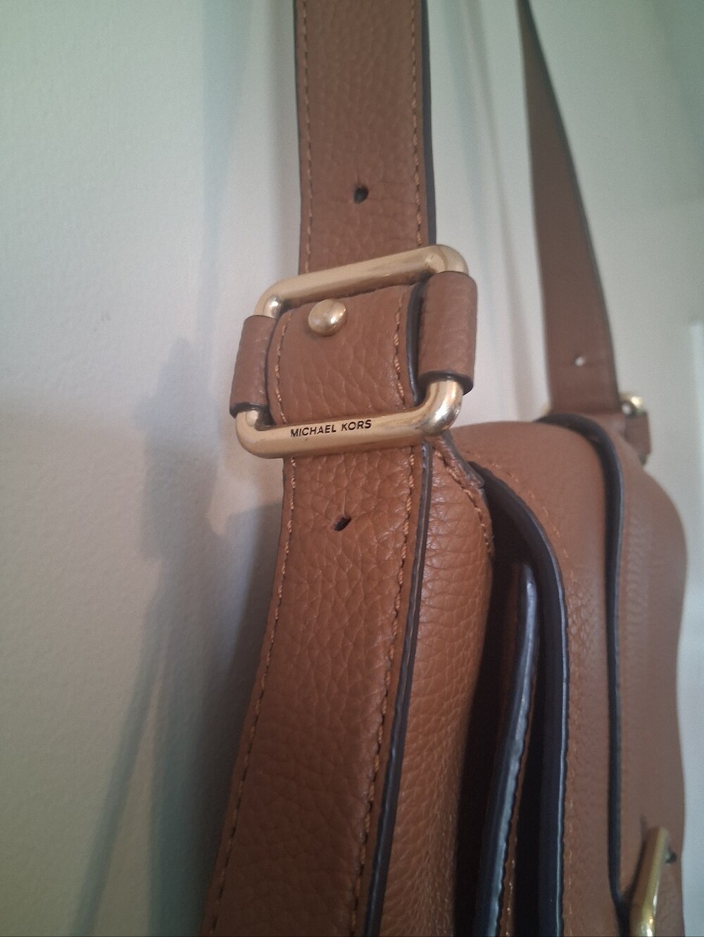 Michael Kors Pebbled Leather Saddle Crossbody Bag in Cognac - Picture 4 of 11